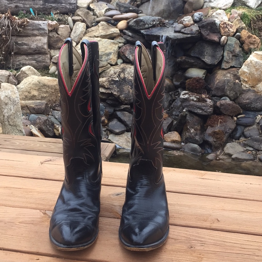 Black cowboy boots with red and white detail